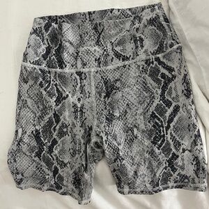 Alo biker shorts